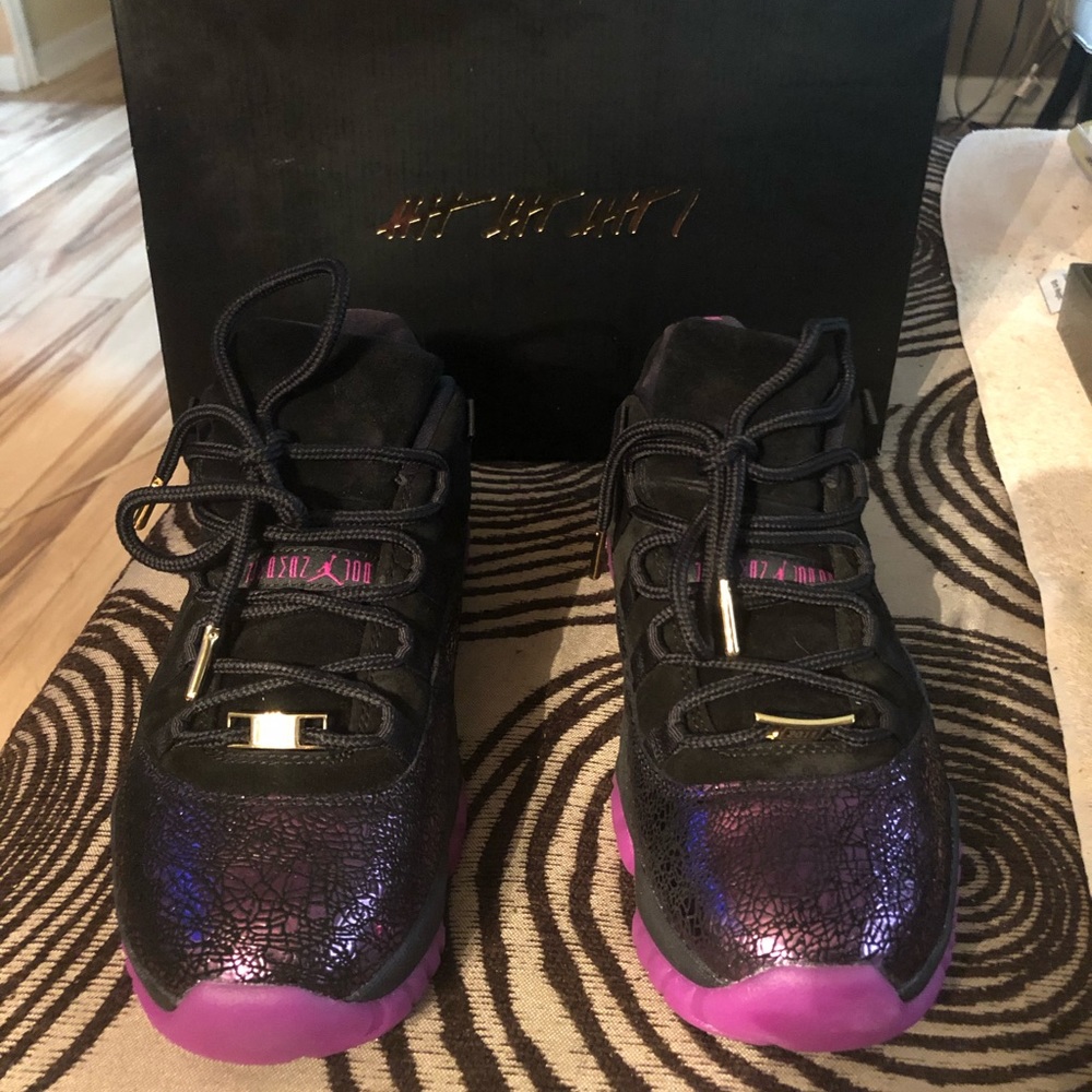 Women’s Air Jordan XI Low